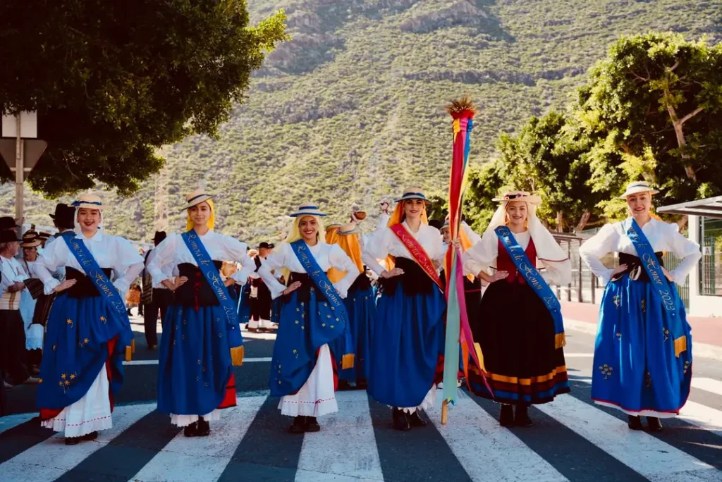 mujeres de romeria